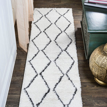 Catala Moroccan Diamond Shag Area Rug